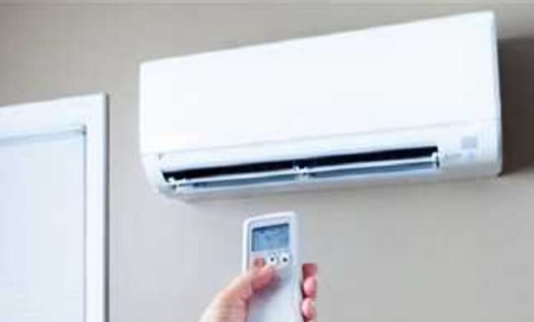 تنظيف مكيفات سبلت وشباك في الرياض باستخدام أدوات متقدمة لضمان أداء أفضل وجودة هواء أعلى داخل المنزل