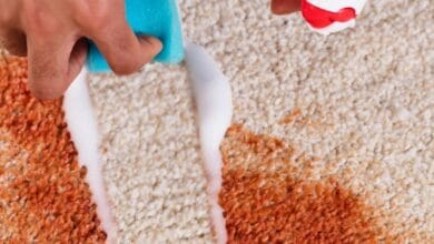 أفضل تقنيات تنظيف سجاد وستائر بالرياض لإزالة بقع القهوة والعصائر.